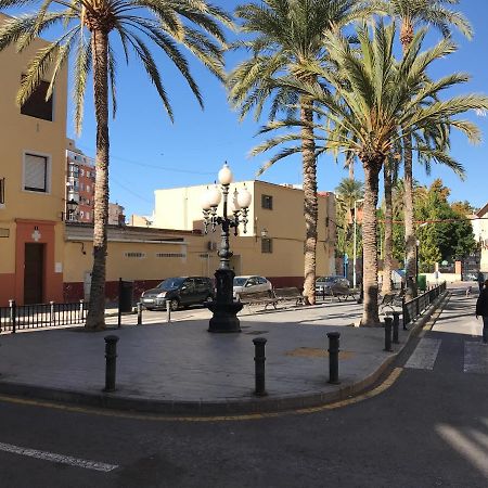 Apartment City Centre Alicante Bagian luar foto