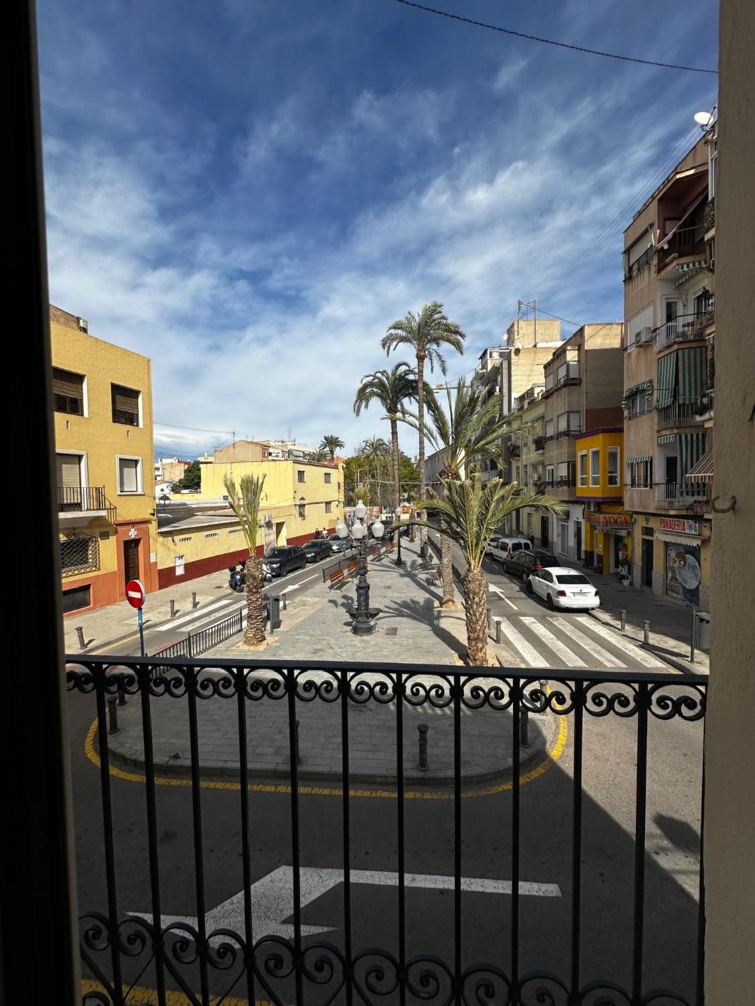 Apartment City Centre Alicante Bagian luar foto